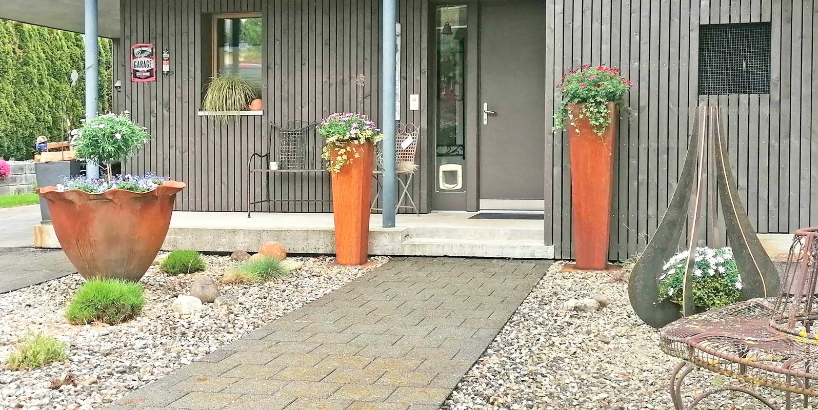 pflanzgefaesse-spezialform-corten-rost